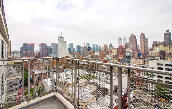 350 W 51 ST