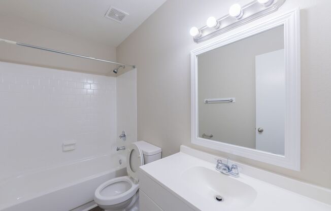 3 beds, 1.5 baths, 1,500 sqft, $1,650, Unit 634FPL