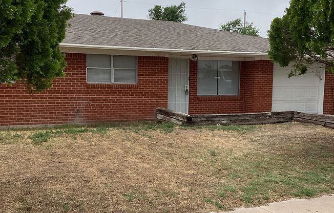 Newly Renovated 3 Bed House!