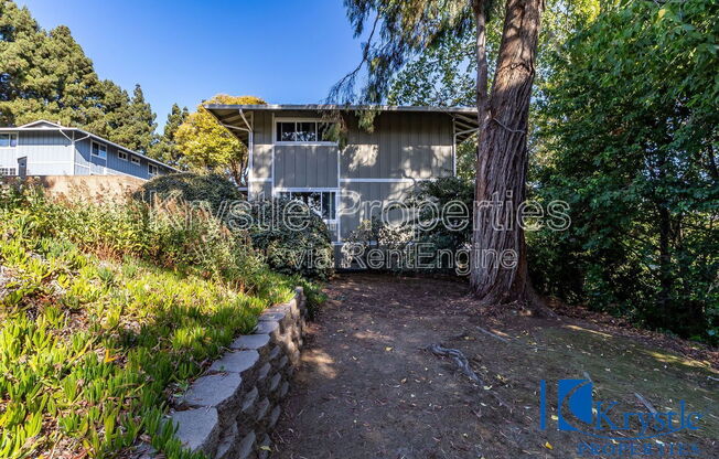 138 WARWICK DR