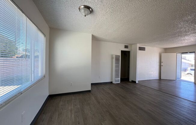 3 beds, 1 bath, $1,300