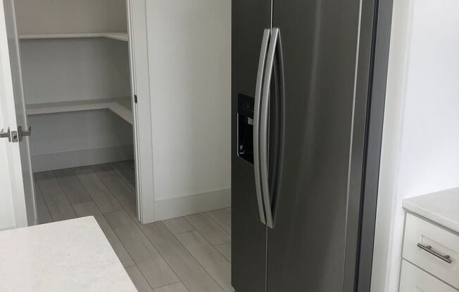 Beautiful New Construction Condo!!