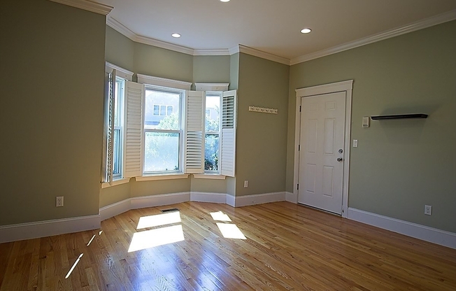 89 DECATUR ST