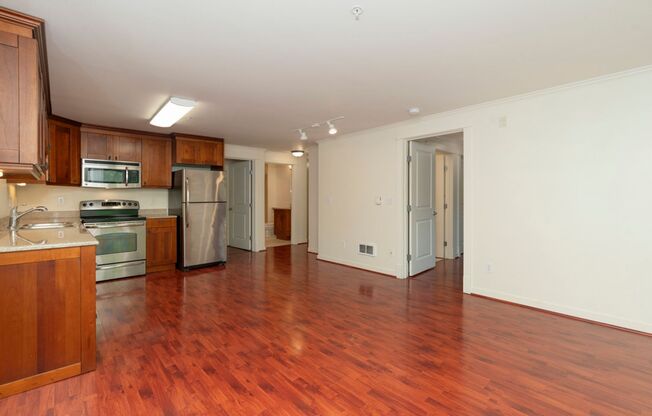 2 beds, 2 baths, 856 sqft, $2,750, Unit #201