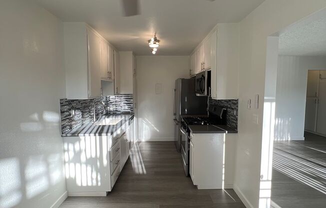 1 bed, 1 bath, 900 sqft, $2,173, Unit 271-15