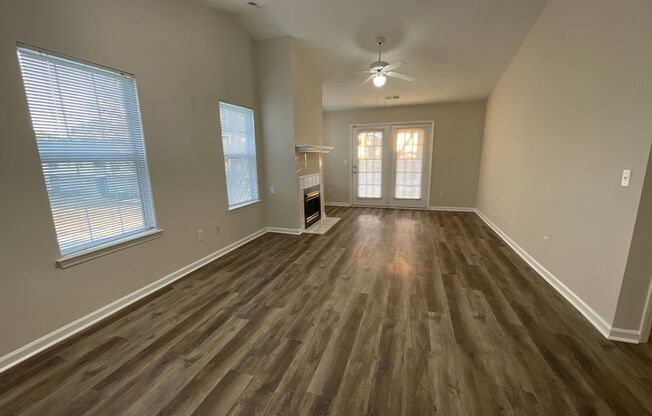 2 beds, 2 baths, 1,270 sqft, $1,300, Unit 2720-5 Upstairs 2BR 2 BA Summit No Pet