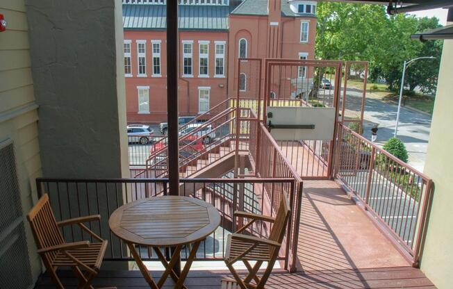 1 bed, 1 bath, 789 sqft, $1,600