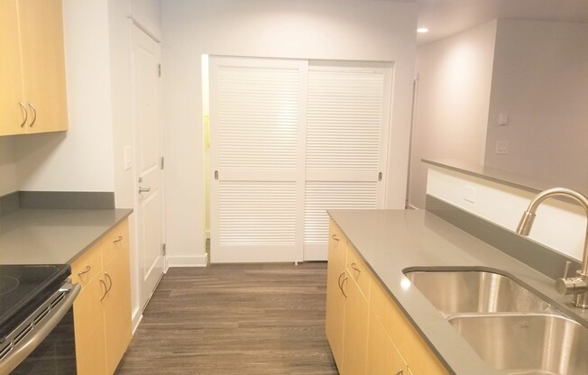 2 beds, 1 bath, 1,080 sqft, $2,445, Unit 4759-3B