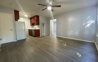 2 beds, 1 bath, 750 sqft, $2,105, Unit 08