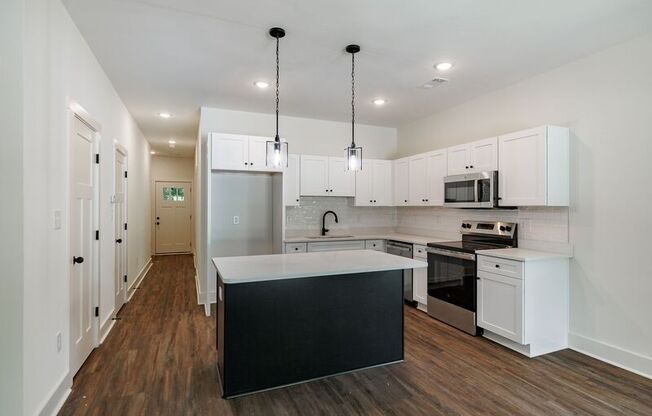 232 VINE ST