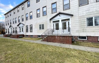 5 CEDAR SQ