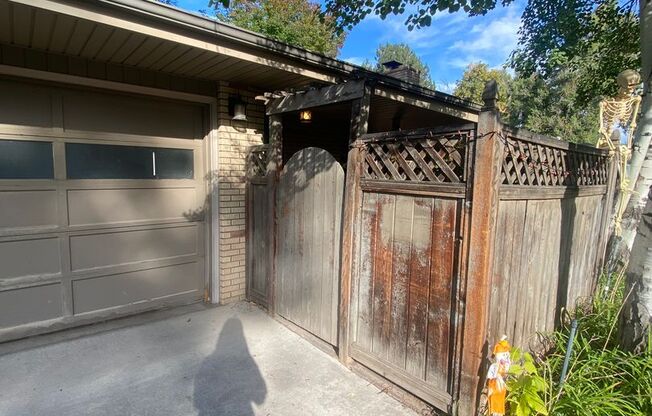 Charming 3 Bed, 1.5 Bath Home in Central Fort Collins