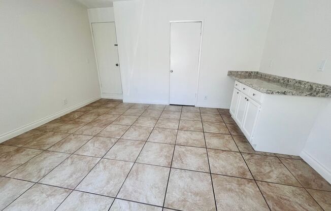 3737 Midvale