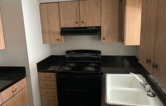 1 bed, 1 bath, 715 sqft, $997, Unit 26