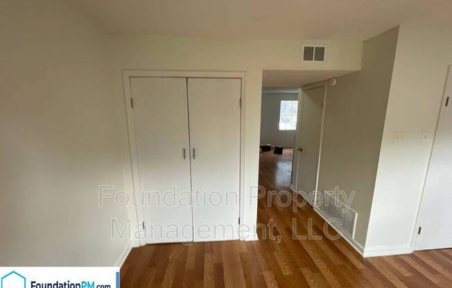 2 beds, 1.5 baths, 1,100 sqft, $925