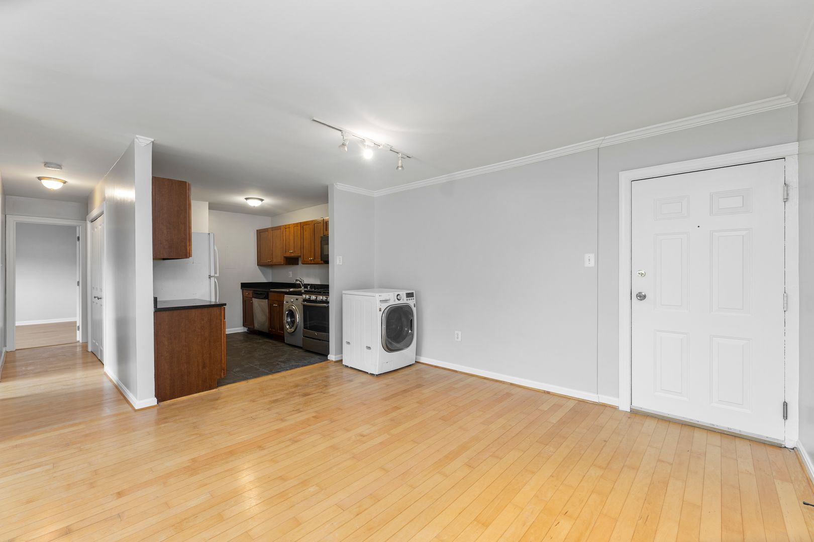 Newly Renovated Two Bedroom Condo! Parking!