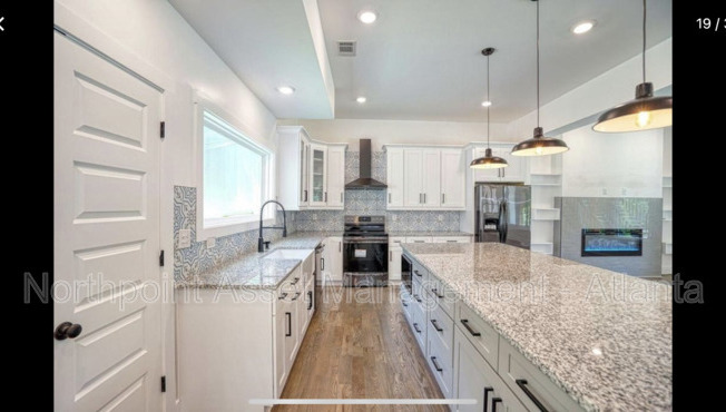 2173 MONTROSE AVE SW