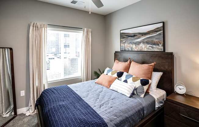 Studio, 1, 2 and villa-style homes featuring stainless steel appliances, granite coutertops, plank flooring, and many other amazing amenities at The 8801 in Lincoln, NE.