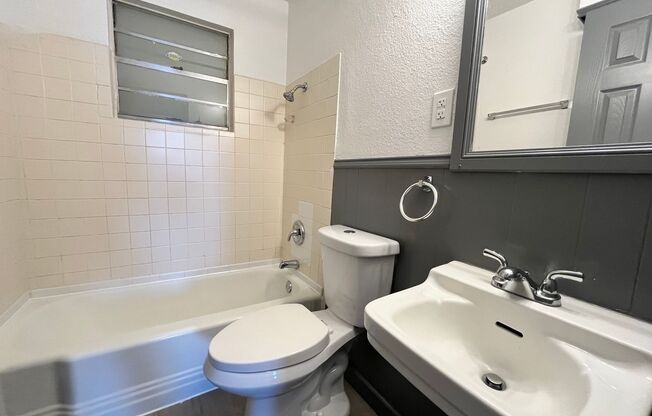 2 beds, 1 bath, $1,250