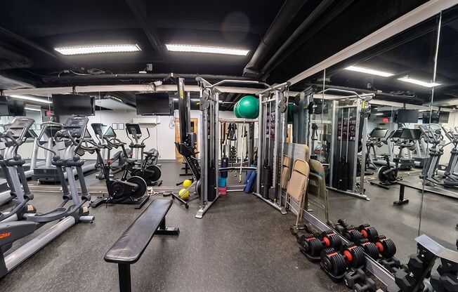Studio, 1 bath, 460 sqft, $2,550, Unit 0219