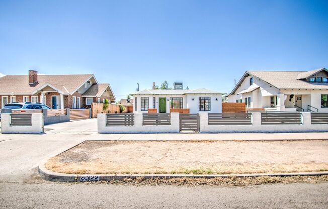 Beautifully Remodeled Modern Bungalow!