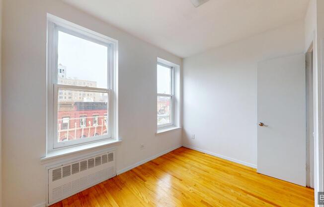 26 KING ST