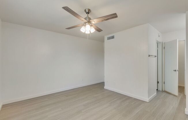 2 beds, 2 baths, 950 sqft, $1,350, Unit 102