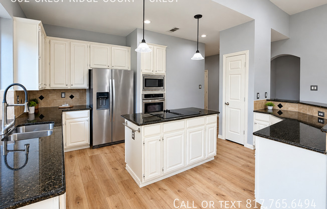 802 CREST RDG CT