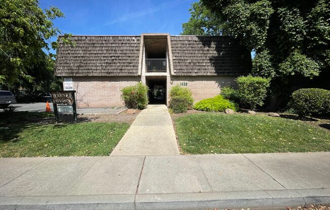 Warner Studios Apartments
