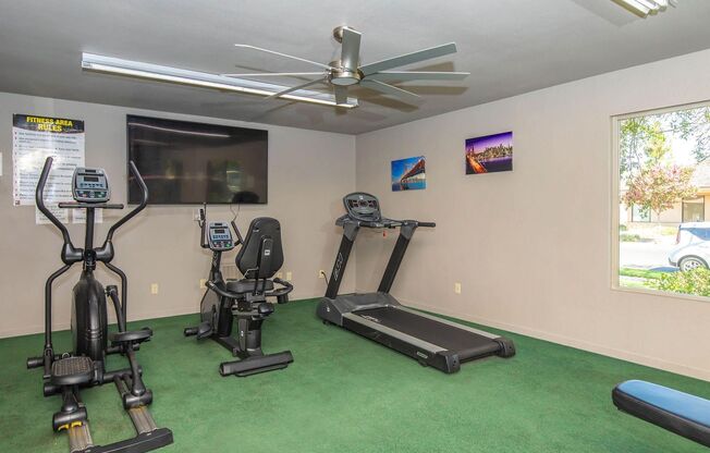 2 beds, 1 bath, 872 sqft, $1,325, Unit G1179