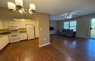 CONCORD VILLAGE 1/1 SPACIOUS 820 SF CONDO