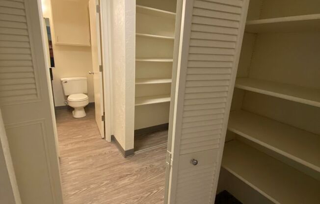 2 beds, 2 baths, 1,150 sqft, $1,712, Unit 0172