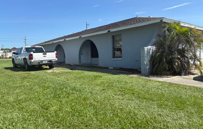 1110 SE 9 CT