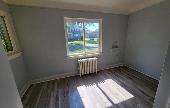 2 beds, 1 bath, $850