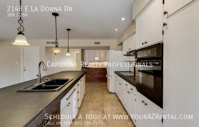 2148 E LN DONNA DR