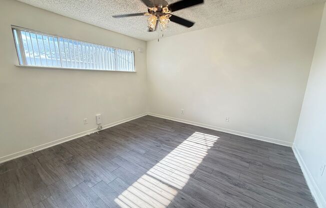 1 bed, 1 bath, 550 sqft, $1,175, Unit MKEA-102