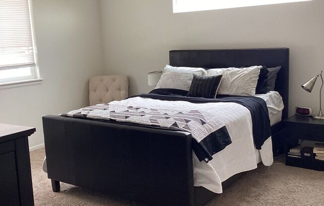 Four bedroom single family home in Severance