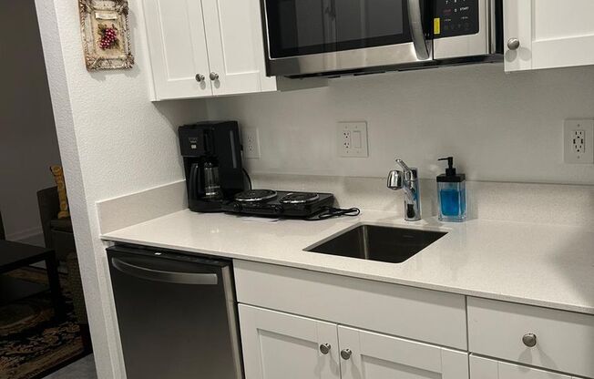 FURNISHED  1 BEDRROM 1 BATH  PRIVATE SUITE  in HAINES CITY