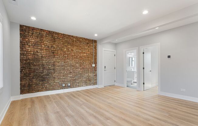 2 beds, 2 baths, 646 sqft, $2,200, Unit 1550-1C