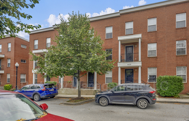 4625 DILLON ST