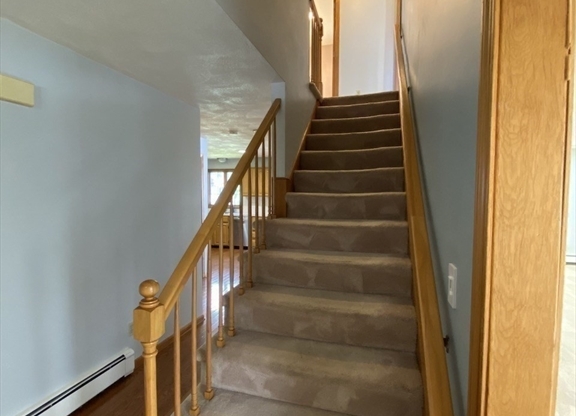 31 HELEN ST