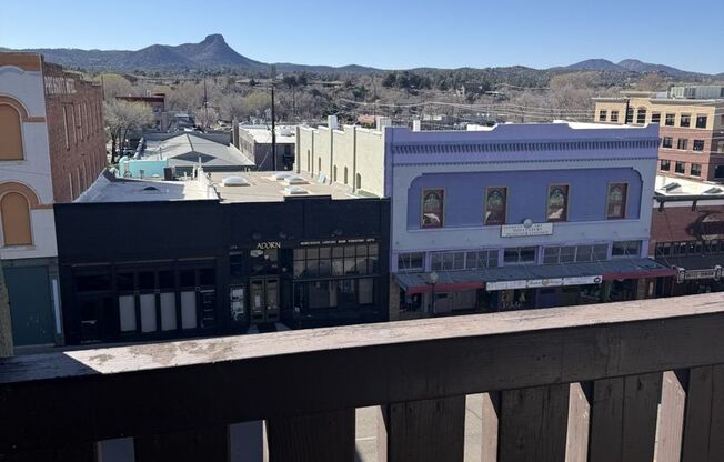 Studio, 1 bath, 200 sqft, $995, Unit 308