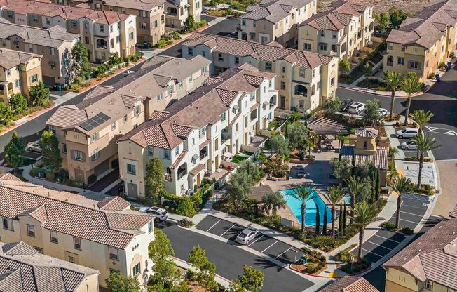Stylish Three-Story Townhome with Private Courtyard & Pool Access