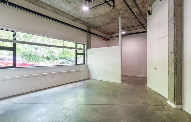 1 bed, 1 bath, 658 sqft, $1,899