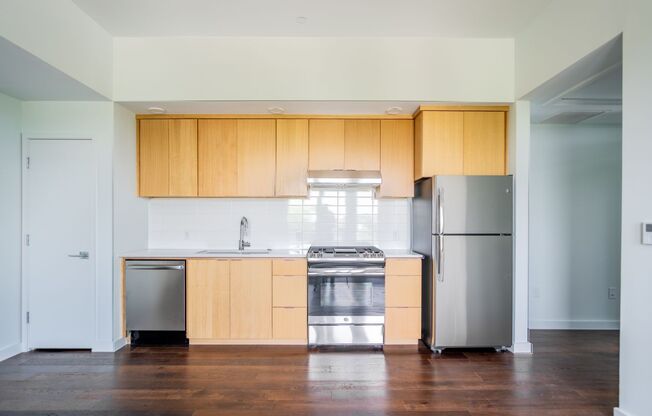 1322 East 12th Street, Unit 401
