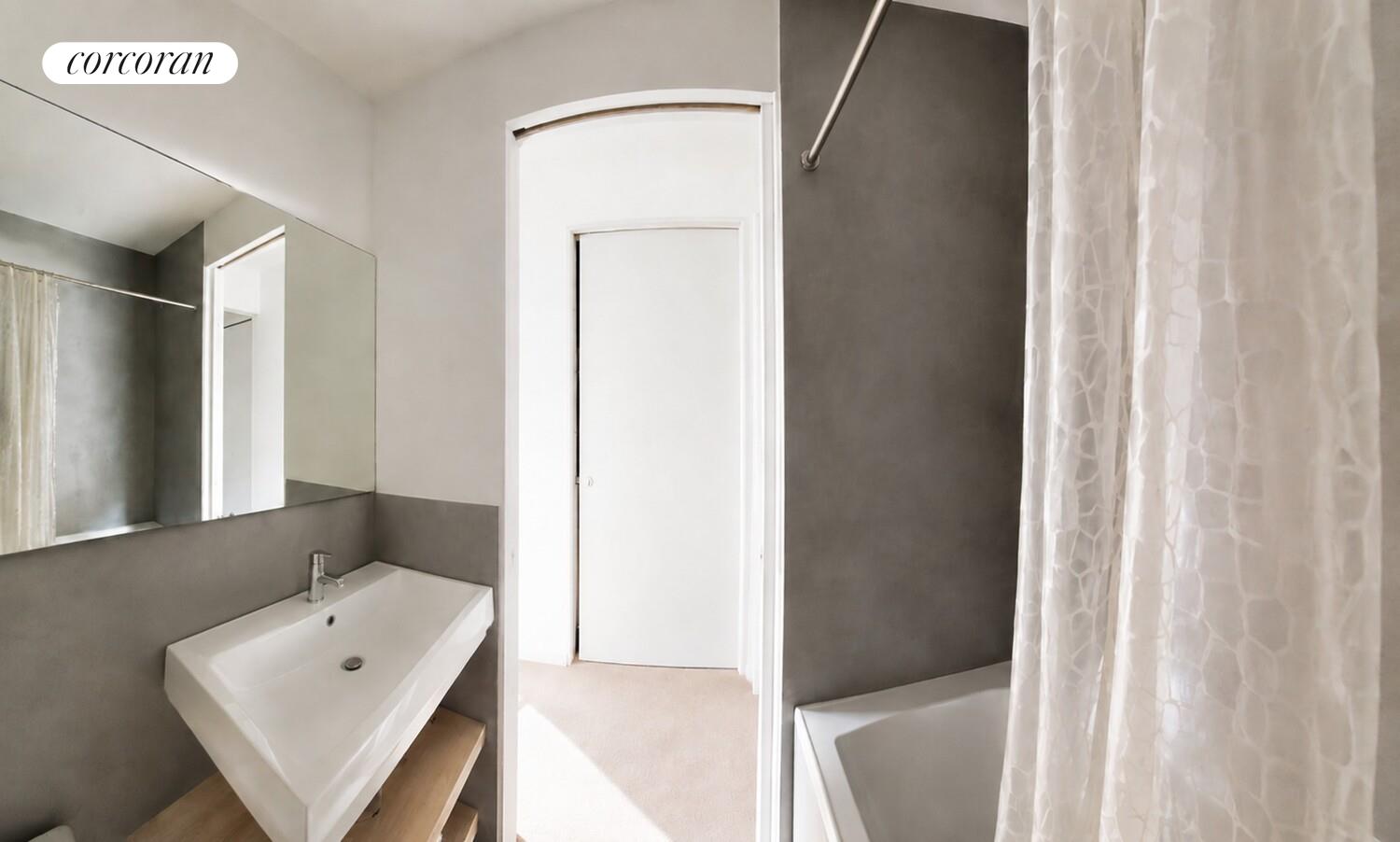 152 W 132 ST