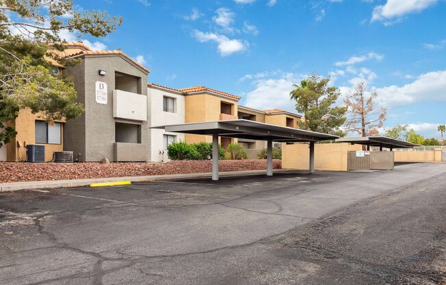 Updated 3 Bedroom Condo in Desert Shores Villas