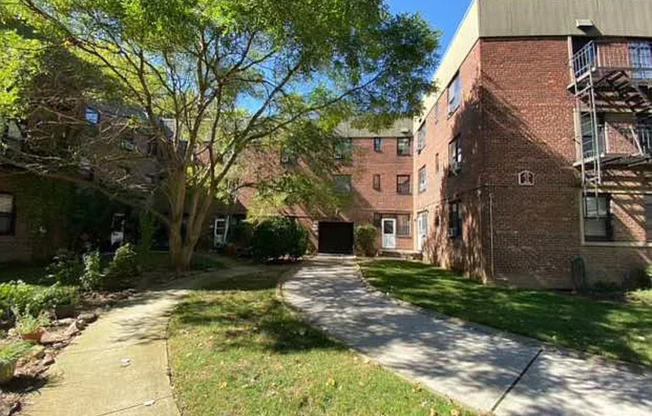 22 56 80 ST