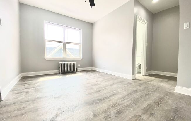 Studio, 1 bath, 350 sqft, $1,175, Unit 4756-311