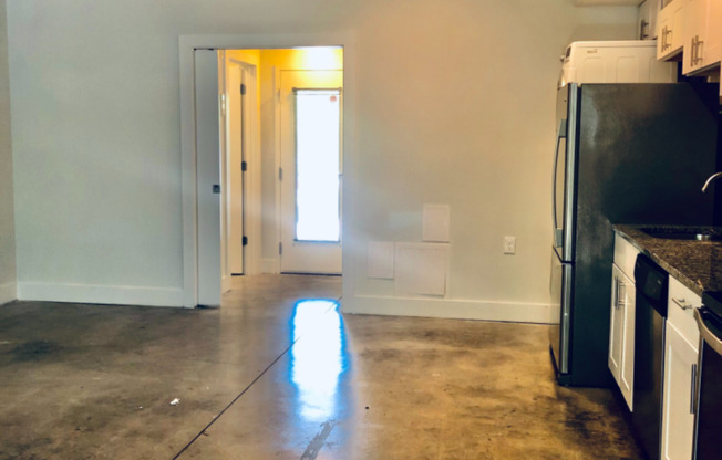 Studio, 1 bath, 500 sqft, $1,445